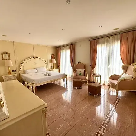 Rococo En El Centro De Apartmán Alicante